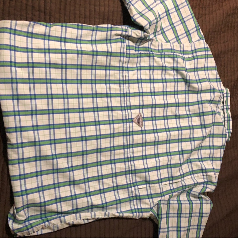 Men’s Columbia PFG, short sleeve button down size large shirt worn one time